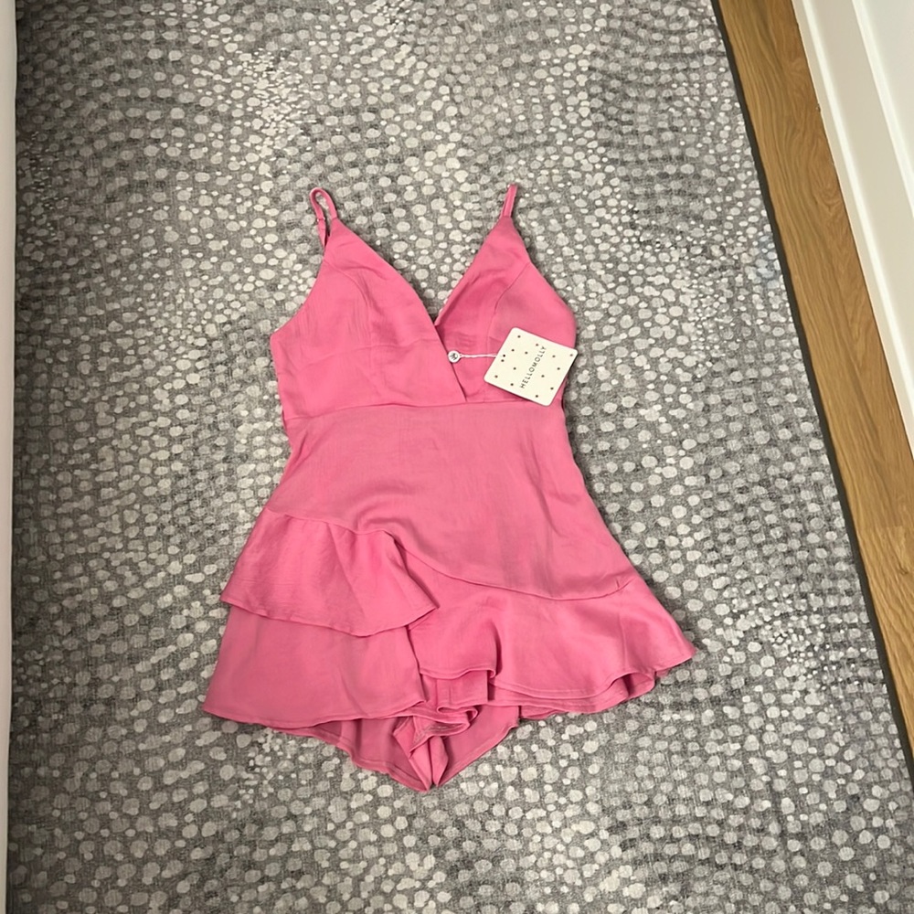 Never Been Worn (Hello Molly)